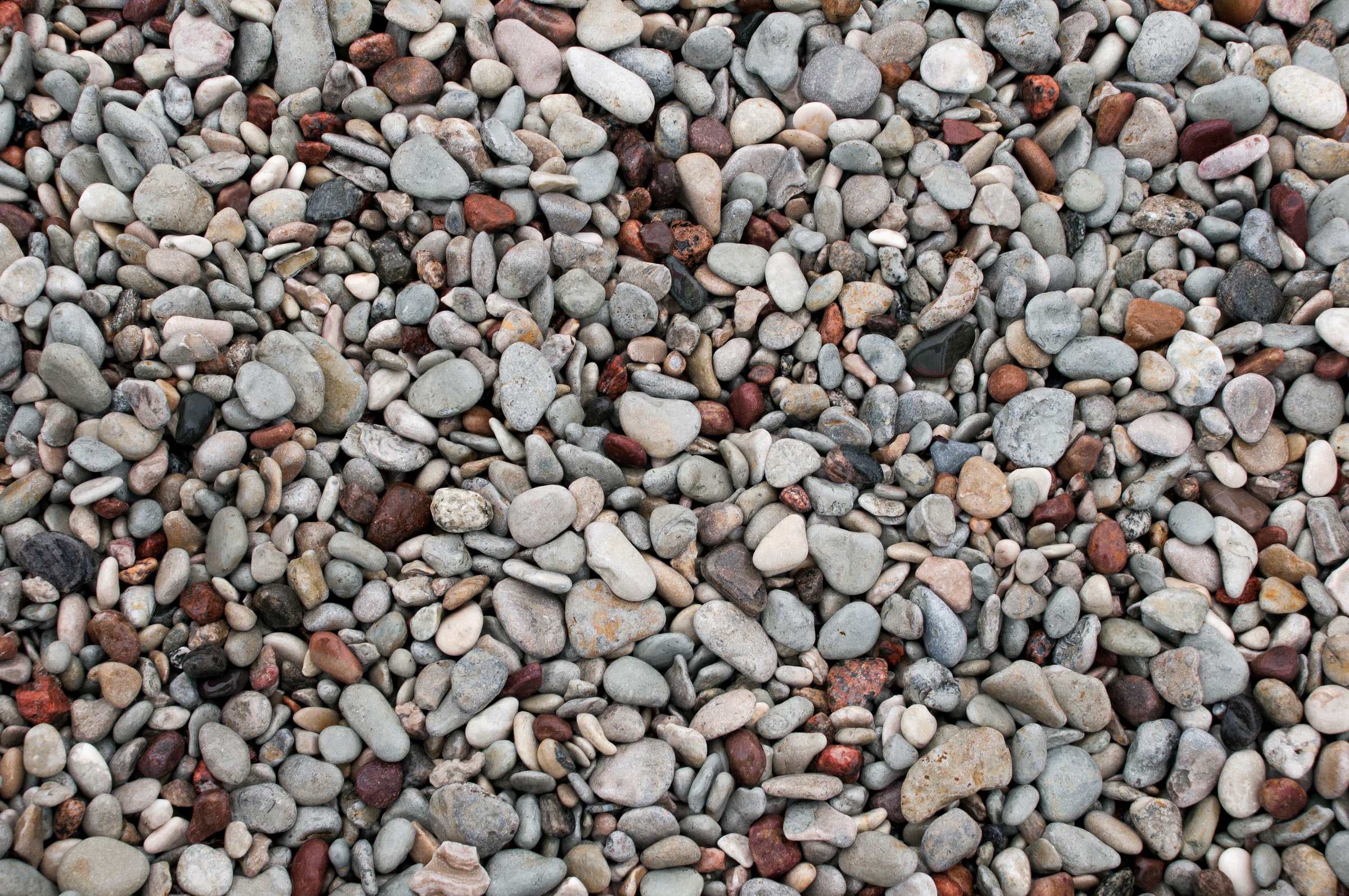 20mm-40mm Natural Brown Decorative Mixed River Pebbles Stones Rocks Water  Plant